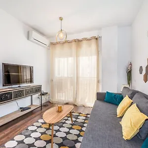 Apartamento C29 - Trendy Central With Small Parking And Terrace