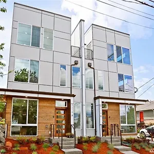 gorgeous-greenlake-townhome.seattlehotelsites.com/