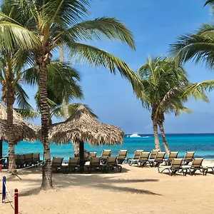 Apartamento 3 Bedroom Beachfront Apt @cadaquescaribe Dominicus